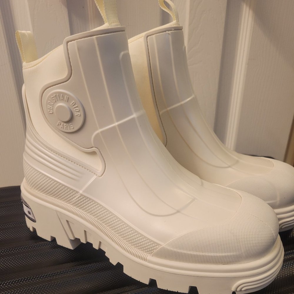 Christian Dior boots